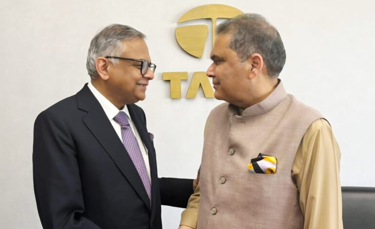 ਉਦਯੋਗ ਮੰਤਰੀ ਸੰਜੀਵ ਅਰੋੜਾ ਵੱਲੋਂ ਪ੍ਰਗਤੀਸ਼ੀਲ ਪੰਜਾਬ ਨਿਵੇਸ਼ਕ ਸੰਮੇਲਨ 2026ਤੋਂ ਪਹਿਲਾਂ ਟਾਟਾ ਸੰਨਜ਼ ਦੇ ਚੇਅਰਪਰਸਨ ਐਨ. ਚੰਦਰਸ਼ੇਖਰਨ ਅਤੇ ਸਨ ਫਾਰਮਾ ਦੇ ਚੇਅਰਮੈਨ ਦਿਲੀਪ ਸ਼ੰਘਵੀ ਸਮੇਤ ਹੋਰਨਾਂ ਉਦਯੋਗਪਤੀਆਂ ਨਾਲ ਸੂਬੇ ‘ਚ ਨਿਵੇਸ਼ ਦੇ ਮੌਕਿਆਂ ਬਾਰੇ ਵਿਚਾਰ-ਚਰਚਾ