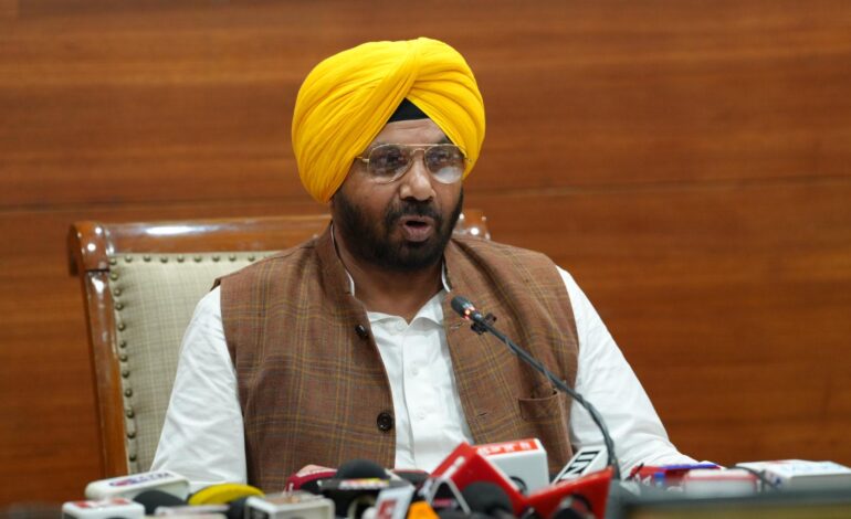 ਲੋਕ ਨਿਰਮਾਣ ਵਿਭਾਗ ਵੱਲੋਂ ਬੀਤੇ ਚਾਰ ਸਾਲਾਂ ਵਿੱਚ 1464ਕਰੋੜ ਰੁਪਏ ਦੀ ਕੀਤੀ ਗਈ ਬਚਤ: ਹਰਭਜਨ ਸਿੰਘ ਈ.ਟੀ.ਓ.