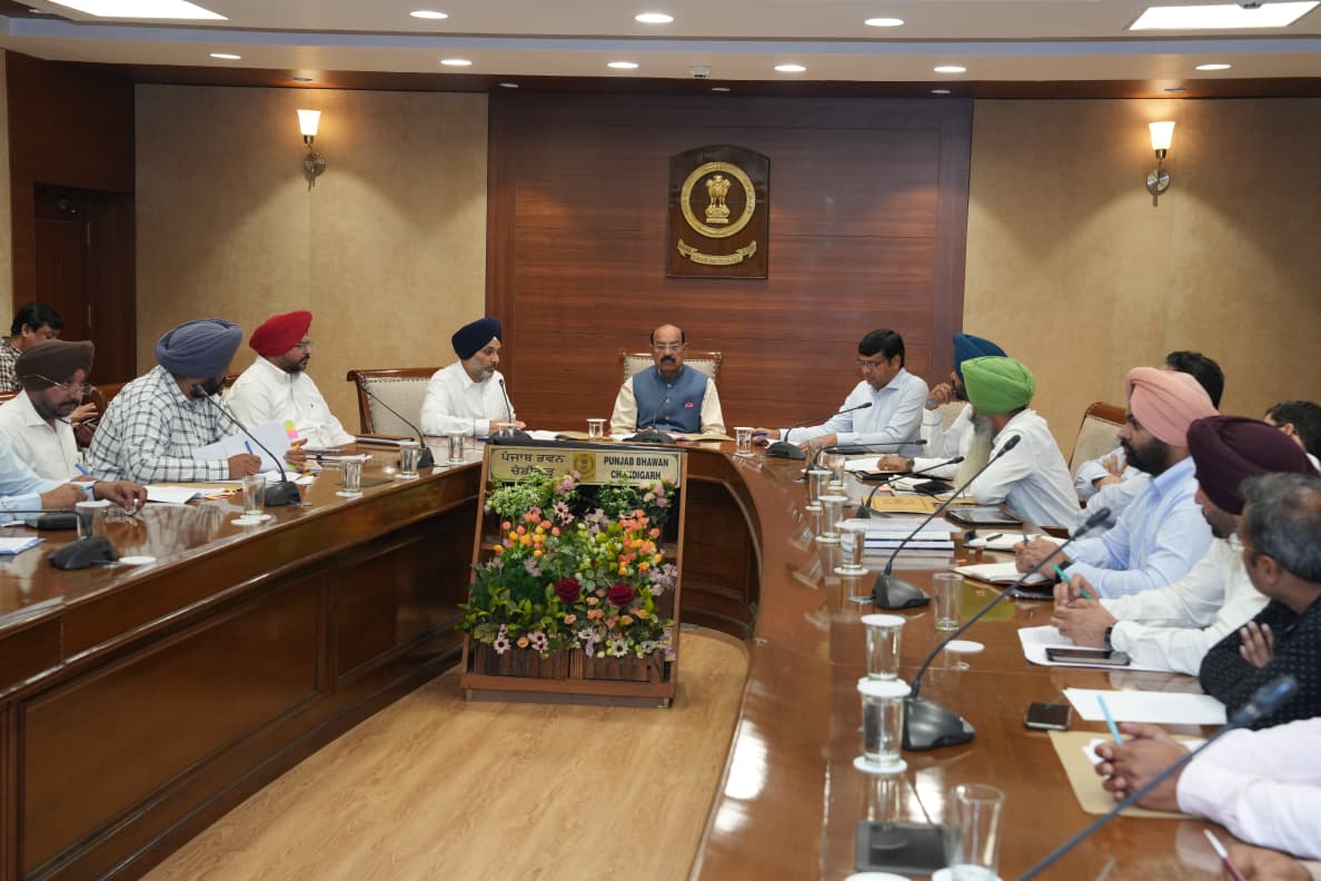 ਮੋਹਿੰਦਰ ਭਗਤ ਵੱਲੋਂ ਬਾਗ਼ਬਾਨੀ ਪ੍ਰੋਜੈਕਟਾਂ ਦੀ ਪ੍ਰਗਤੀ ਸਬੰਧੀ ਅਧਿਕਾਰੀਆਂ ਨਾਲ ਵਿਸ਼ੇਸ਼ ਸਮੀਖਿਆ ਮੀਟਿੰਗ