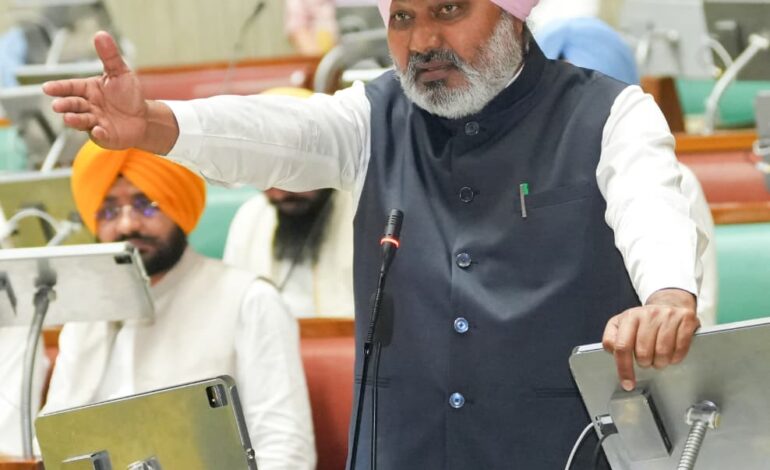 ਕਾਂਗਰਸੀ ਵਿਧਾਇਕ ਸੁਖਪਾਲ ਸਿੰਘ ਖਹਿਰਾ ਨੂੰ ਪੰਜਾਬ ਦੀਆਂ ਔਰਤਾਂ ਦਾ ਅਪਮਾਨ ਕਰਨ ਲਈ ਤੁਰੰਤ ਬਰਖ਼ਾਸਤ ਕੀਤਾ ਜਾਵੇ: ਹਰਪਾਲ ਸਿੰਘ ਚੀਮਾ