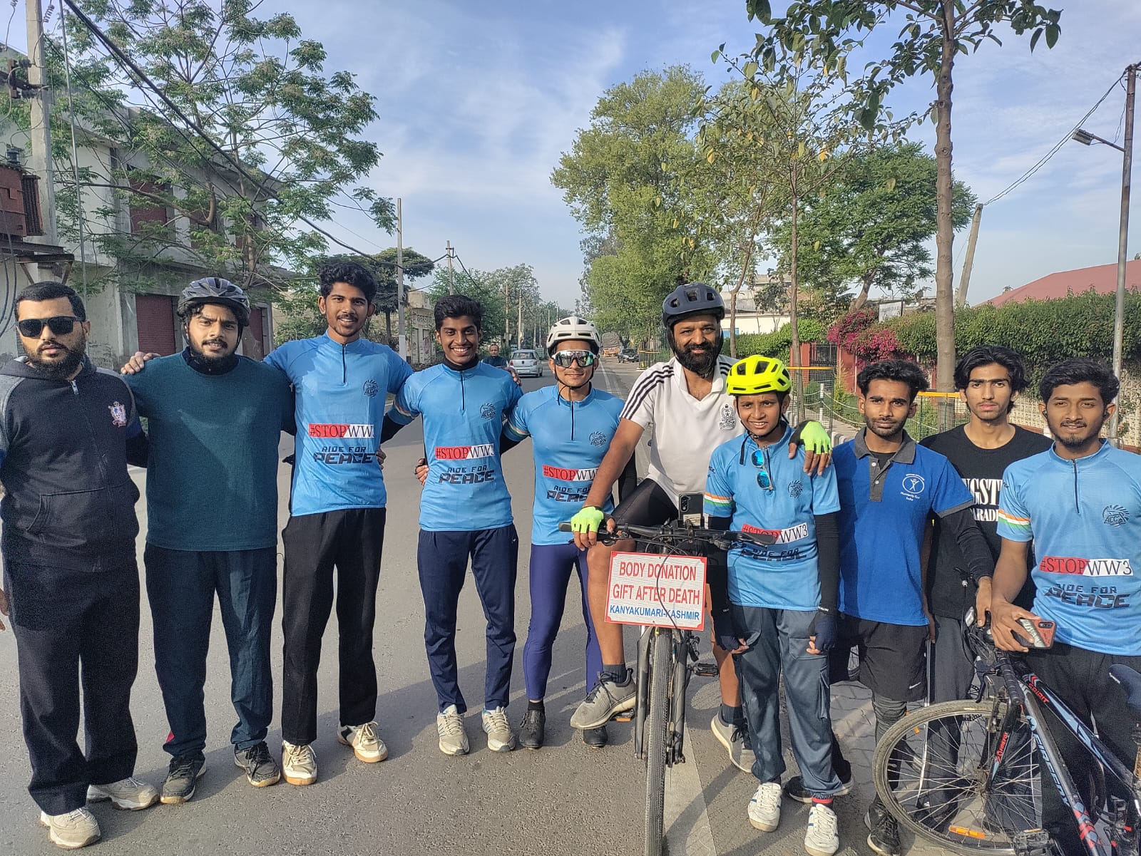 ਅੰਗ ਦਾਨ ਲਈ ਪ੍ਰੇਰਿਤ ਕਰਨ ਲਈ ਕੰਨਿਆ ਕੁਮਾਰੀ ਤੋਂ ਕਾਦੀਆਂ ਪਹੁੰਚੇ ਆਈ ਪੀ ਐਸ ਅਧਿਕਾਰੀ ਸ਼੍ਰੀ ਵਿਪੁਲ ਅਨੇਕਾਂਤ