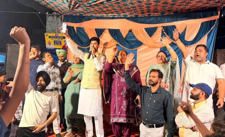 ਵਿਧਾਇਕ ਸ਼ੈਰੀ ਕਲਸੀ ਦੀ ਅਗਵਾਈ ਹੇਠ ਬਟਾਲਾ ਵਿਖੇ ਮਹਿਲਾਵਾਂ-ਧੀਆਂ ਲਈ 1000 ਅਤੇ 1500 ਰੁਪਏ ਮਹੀਨਾਵਾਰ ਸਤਿਕਾਰ ਐਲਾਨ ‘ਤੇ ਜਾਗੋ ਕੱਢੀ