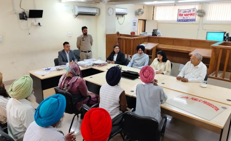 ਜ਼ਿਲ੍ਹਾ ਕਚਹਿਰੀਆਂ, ਗੁਰਦਾਸਪੁਰ ਵਿਖੇ ਨੈਸ਼ਨਲ ਲੋਕ ਅਦਾਲਤ ਲੱਗੀ