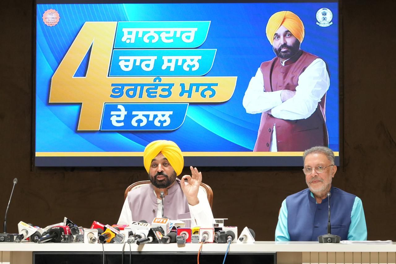 ਆਯੂਸ਼ਮਨ ਭਾਰਤ ਸਕੀਮ ਵਿੱਚ ਸ਼ਰਤਾਂ ਲਾਗੂ, ਜਦੋਂ ਕਿ ‘ਆਪ` ਸਰਕਾਰ ਦੀ ਮੁੱਖ ਮੰਤਰੀ ਸਿਹਤ ਯੋਜਨਾ ਬਿਨਾਂ ਕਿਸੇ ਪਾਬੰਦੀ ਦੇ 10 ਲੱਖ ਰੁਪਏ ਦੇ ਨਕਦ ਰਹਿਤ ਇਲਾਜ ਦੀ ਗਰੰਟੀ ਦਿੰਦੀ ਹੈ, ਫਰਕ ਇਰਾਦੇ ਵਿੱਚ ਹੈ: ਮੁੱਖ ਮੰਤਰੀ ਭਗਵੰਤ ਸਿੰਘ ਮਾਨ