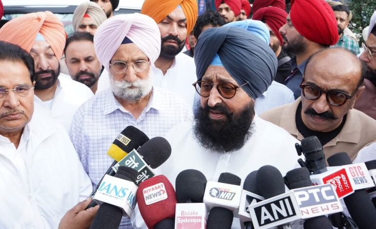 ਬਾਜਵਾ ਨੇ ਅਫਸਰ ਦੀ ਮੌਤ ਮਾਮਲੇ ਵਿੱਚ ਐਫਆਈਆਰ ਤੇ ਸੀਬੀਆਈ ਜਾਂਚ ਦੀ ਮੰਗ ਕੀਤੀ