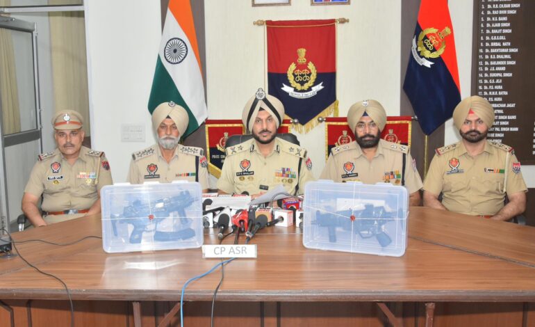 ਅੰਮ੍ਰਿਤਸਰ ਵਿੱਚ ਗੋਲਡੀ ਢਿੱਲੋਂ ਮਾਡਿਊਲ ਨਾਲ ਸਬੰਧਤ ਦੋ ਆਧੁਨਿਕ ਸਬ-ਮਸ਼ੀਨ ਗਨਾਂ ਬਰਾਮਦ