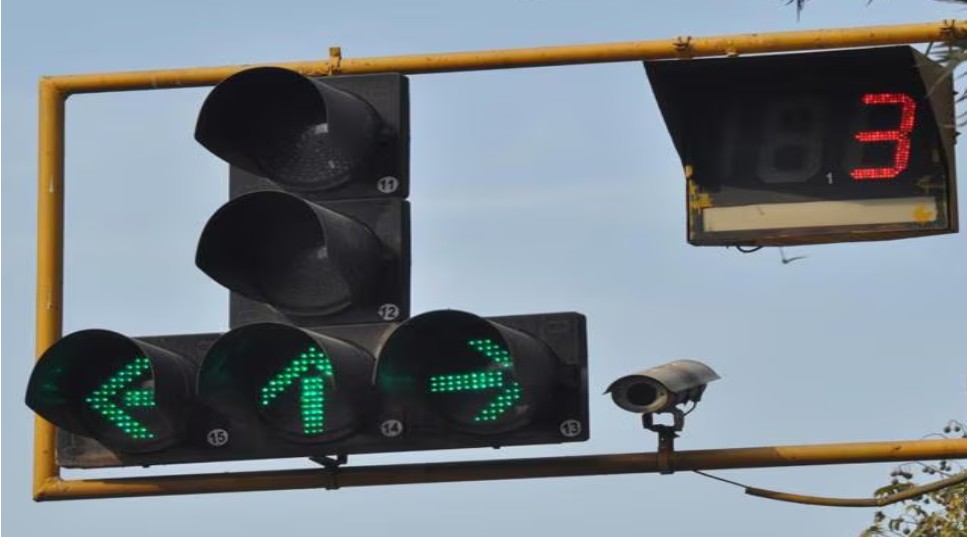 ਗੁਰਦਾਸਪੁਰ ਅੰਦਰ ਜੱਲਦ ਲੱਗਣ ਜਾ ਰਹੀਆਂ ਟ੍ਰੈਫਿਕ ਲਾਈਟਾਂ: ਇੰਪਰੂਵਮੈਂਟ ਟਰੱਸਟ ਵੱਲੋਂ ਸ਼ਹਿਰ ਦੇ ਪ੍ਰਮੁੱਖ ਚੌਂਕਾਂ ‘ਚ ਟ੍ਰੈਫਿਕ ਲਾਈਟਾਂ ਲਗਾਉਣ ਲਈ ਟੈਂਡਰ ਜਾਰੀ