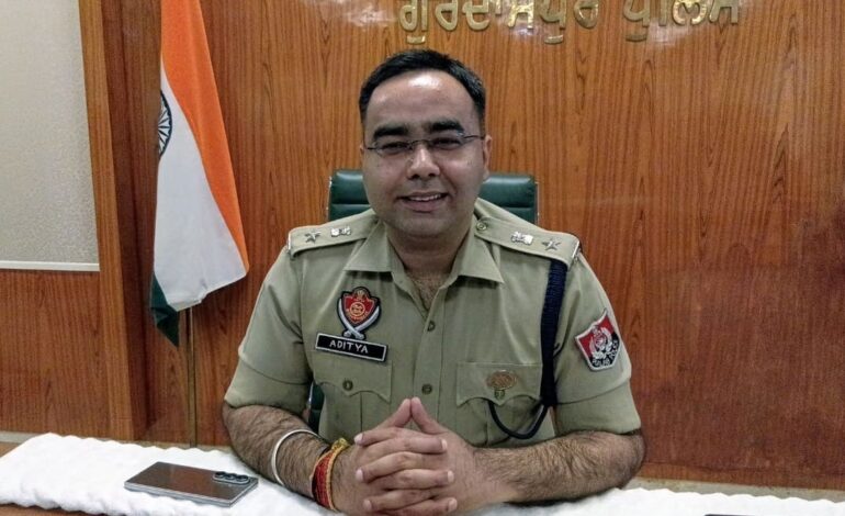 53 ਦਿਨਾਂ ਅੰਦਰ ਵੱਡੀ ਕਾਮਯਾਬੀ: ਸਰਾਫ਼ਾ ਕਾਰੋਬਾਰੀ ਲੁੱਟ ਕਾਂਡ ਦਾ ਪੰਜਵਾਂ ਮੁੱਖ ਦੋਸ਼ੀ ਵੀ ਗੁਰਦਾਸਪੁਰ ਪੁਲਿਸ ਵੱਲੋਂ ਗ੍ਰਿਫ਼ਤਾਰ