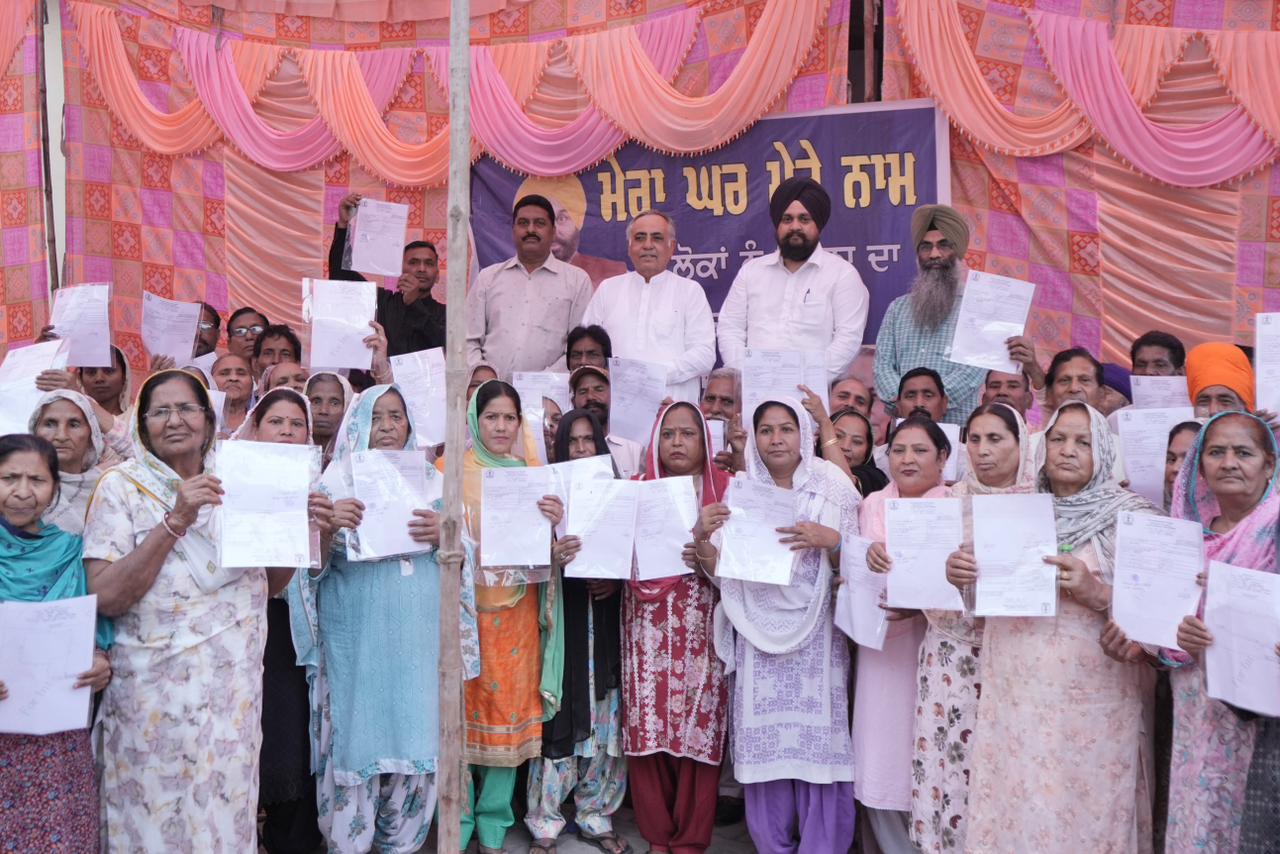 ਮੀਰਪੁਰ ਵਿੱਚ 117 ਪਰਿਵਾਰਾਂ ਨੂੰ ਮਿਲੇ ਮਾਲਕਾਨਾ ਹੱਕ, ਰਮਨ ਬਹਿਲ ਨੇ ਸੌਂਪੇ ਜ਼ਮੀਨੀ ਦਸਤਾਵੇਜ਼