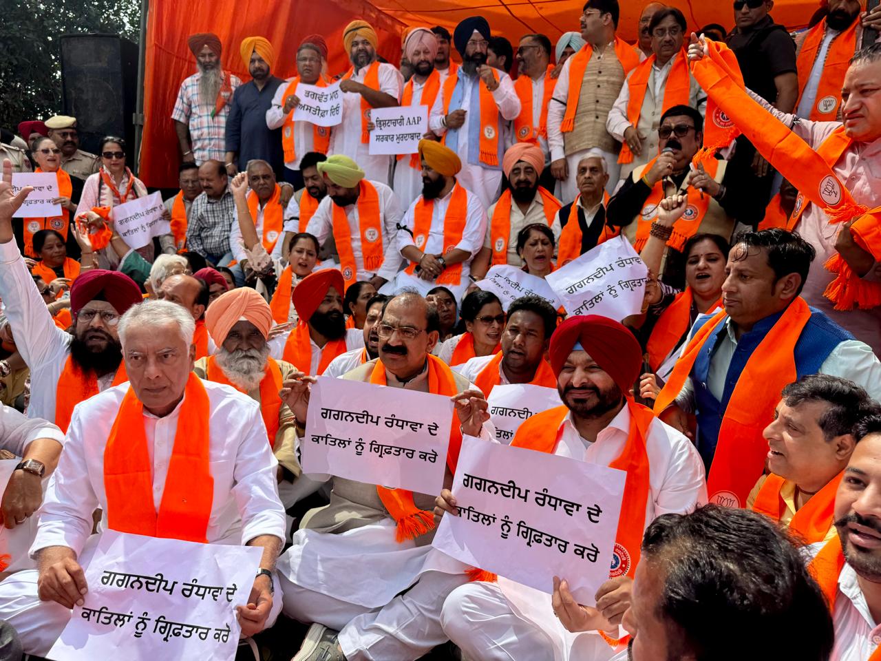 ਗਗਨਦੀਪ ਰੰਧਾਵਾ ਦੇ ਪਰਿਵਾਰ ਨੂੰ ਇਨਸਾਫ ਮਿਲਣ ਤੱਕ ਭਾਜਪਾ ਆਪਣੀ ਲੜਾਈ ਜਾਰੀ ਰੱਖੇਗੀ – ਸੁਨੀਲ ਜਾਖੜ