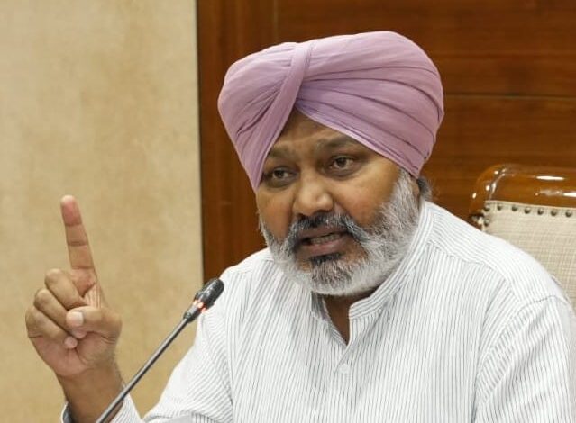 ਮੁੱਖ ਮੰਤਰੀ ਭਗਵੰਤ ਸਿੰਘ ਮਾਨ 6ਅਪ੍ਰੈਲ ਨੂੰ ਪੀ.ਆਰ.ਟੀ.ਸੀ. ਦੀਆਂ 100ਨਵੀਆਂ ਬੱਸਾਂ ਨੂੰ ਦਿਖਾਉਣਗੇ ਹਰੀ ਝੰਡੀ, ਪੰਜਾਬ ਦੇ ਜਨਤਕ ਟਰਾਂਸਪੋਰਟ ਨੂੰ ਆਧੁਨਿਕ ਬਣਾਉਣ ਵੱਲ ਵੱਡਾ ਕਦਮ