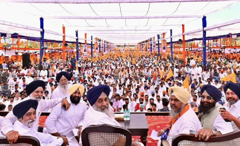 ਸੁਖਬੀਰ ਸਿੰਘ ਬਾਦਲ ਨੇ ’ਹਲਕਾ ਇੰਚਾਰਜਾਂ ਨੂੰ ਔਖੇ ਸੰਕਟ ਵਿਚ ਫਸੇ ਕਿਸਾਨਾਂ ਜਿਹਨਾਂ ਦੀ ਹਾਲ ਹੀ ਵਿਚ ਹੋਈ ਗੜ੍ਹੇਮਾਰੀ ਵਿਚ ਕਣਕ ਦੀ ਫਸਲ ਤਬਾਹ ਹੋਈ, ਦੀ ਮਦਦ ਕਰਨ ਵਾਸਤੇ ਕੀਤੀ ਅਪੀਲ