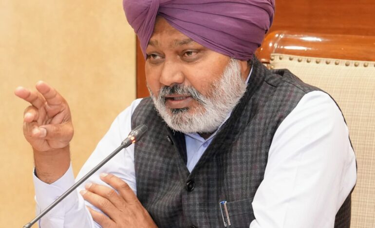 ਭਗਵੰਤ ਮਾਨ ਸਰਕਾਰ ਜਨਤਕ ਆਵਾਜਾਈ ਨੈੱਟਵਰਕ ਵਿੱਚਕ੍ਰਾਂਤੀਕਾਰੀ ਤਬਦੀਲੀ ਲਈ ਪੀ.ਆਰ.ਟੀ.ਸੀ. ਅਤੇ ਪਨਬੱਸ ਵਿੱਚ 1,265 ਬੱਸਾਂ ਕਰੇਗੀ ਸ਼ਾਮਲ: ਹਰਪਾਲ ਸਿੰਘ ਚੀਮਾ