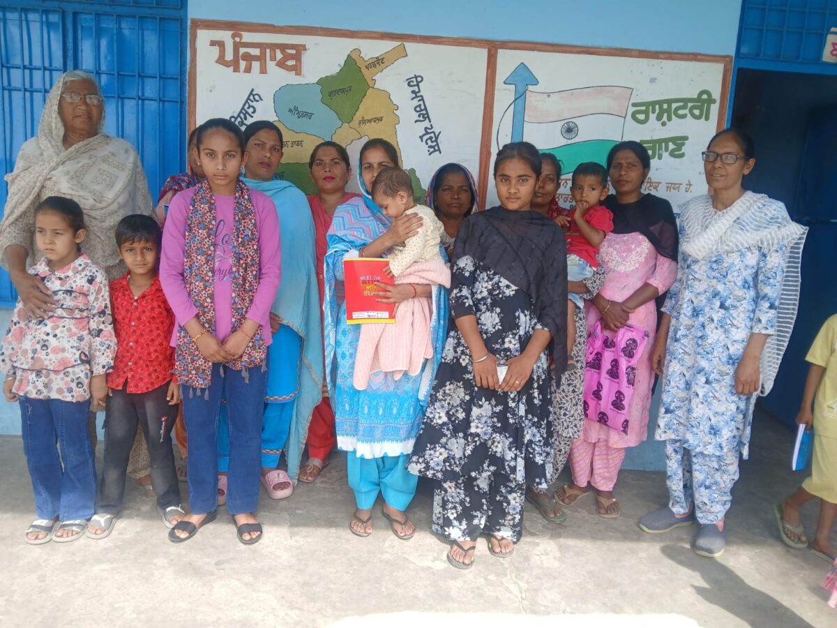 ਜ਼ਿਲ੍ਹਾ ਗੁਰਦਾਸਪੁਰ ਦੇ ਸਾਰੇ ਬਲਾਕਾਂ ਦੇ ਆਂਗਣਵਾੜੀ ਸੈਟਰਾਂ ਵਿੱਚ ਮਨਾਇਆ ਗਿਆ ‘ਅਰਲੀ ਚਾਈਲਡਹੁੱਡ ਕੇਅਰ ਐਂਡ ਐਜੂਕੇਸ਼ਨ’ ਡੇ