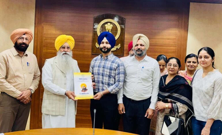 ਗੁਰਮੀਤ ਖੁੱਡੀਆਂ ਨੇ ਵੈਟਰਨਰੀ ਅਫ਼ਸਰਾਂ, ਇੰਸਪੈਕਟਰਾਂ ਅਤੇ ਡੇਅਰੀ ਵਿਕਾਸ ਇੰਸਪੈਕਟਰਾਂ ਨੂੰ ਨਿਯੁਕਤੀ ਪੱਤਰ ਸੌਂਪੇ