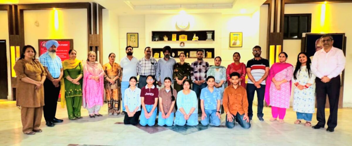 ਗੁਰਦਾਸਪੁਰ ਪਬਲਿਕ ਸਕੂਲ ਗੁਰਦਾਸਪੁਰ ਦੇ 10ਵੀਂ ਜਮਾਤ ਦਾ ਨਤੀਜਾ ਰਿਹਾ ਸ਼ਾਨਦਾਰ