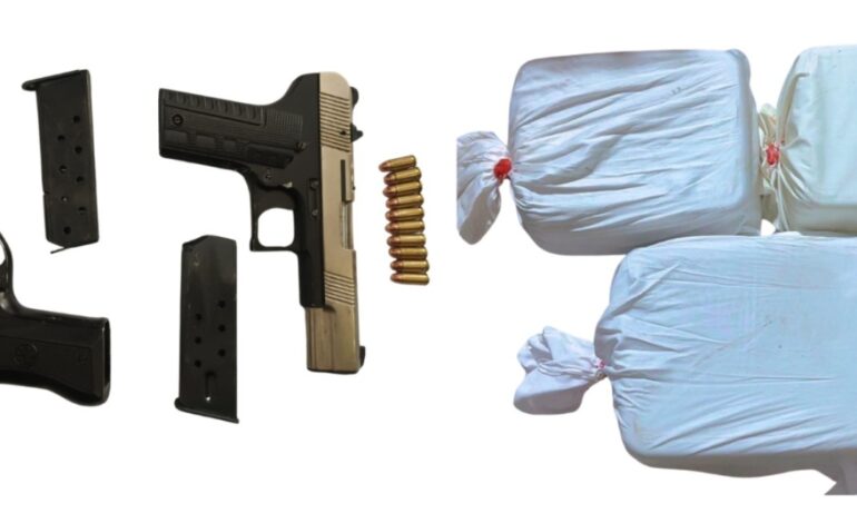 ਵਿਦੇਸ਼ੀ ਸਬੰਧਾਂ ਵਾਲੇ ਨਸ਼ਾ ਅਤੇ ਹਥਿਆਰ ਤਸਕਰੀ ਮਾਡਿਊਲ ਦੇ ਚਾਰ ਕਾਰਕੁੰਨ ਗ੍ਰਿਫਤਾਰ; 9.9 ਕਿਲੋ ਹੈਰੋਇਨ, ਦੋ ਪਿਸਤੌਲਾਂ ਬਰਾਮਦ