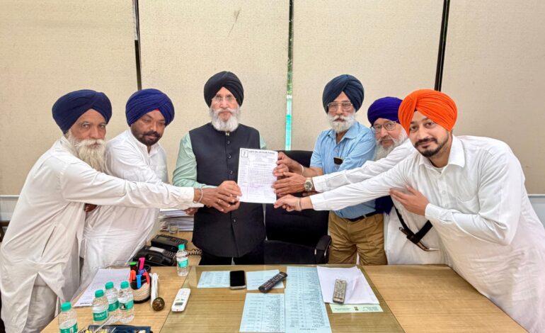 ਅਕਾਲੀ ਦਲ ਨੂੰ ਵੱਡਾ ਹੁਲਾਰਾ ਐਚ ਡੀ ਦੇਵਗੌੜਾ ਦੀ ਅਗਵਾਈ ਵਾਲੇ ਜਨਤਾ ਦਲ ਸੈਕੂਲਰ ਨੇ ਪਾਰਟੀ ਨੂੰ ਦਿੱਤੀ ਬਿਨਾਂ ਸ਼ਰਤ ਹਮਾਇਤ