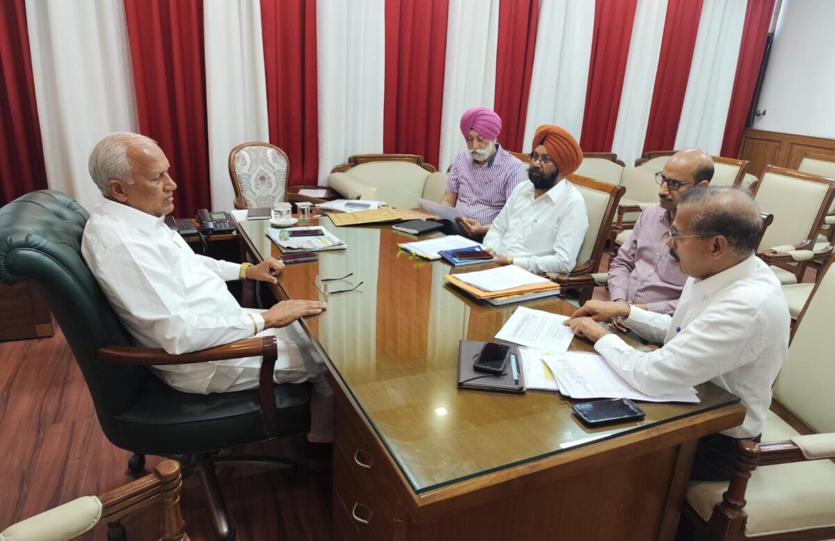 ਬਰਿੰਦਰ ਕੁਮਾਰ ਗੋਇਲ ਵੱਲੋਂ ਗ਼ੈਰ-ਕਾਨੂੰਨੀ ਮਾਈਨਿੰਗ ਵਿਰੁੱਧ ਸਖ਼ਤ ਕਦਮ, ਫ਼ਲਾਇੰਗ ਸਕੁਐਡ ਅਤੇ ਤਕਨੀਕ ਆਧਾਰਤ ਨਿਗਰਾਨੀ ਦੇ ਹੁਕਮ