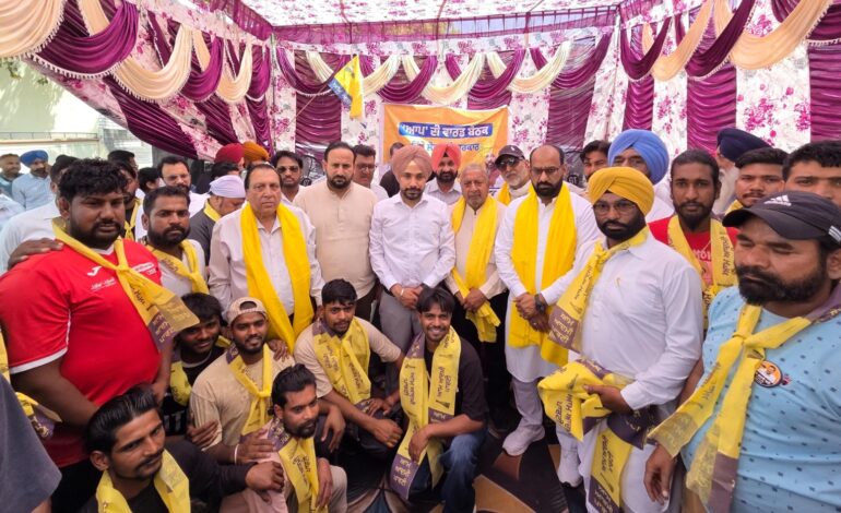 ਧੂਰੀ ਦੇ ਵਾਰਡ ਨੰਬਰ 7’ਚ 1.54 ਕਰੋੜ ਰੁਪਏ ਦੇ ਚੱਲ ਰਹੇ ਨੇ ਵਿਕਾਸ ਕਾਰਜ: ਓ.ਐਸ.ਡੀ. ਸੁਖਵੀਰ ਸਿੰਘ*