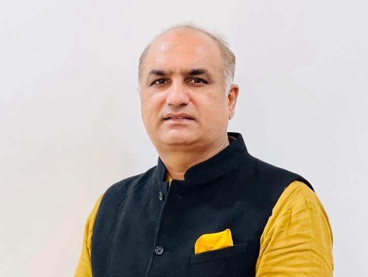 ਜੰਗ ਵਿੱਚ ਭੱਜਣ ਵਾਲੇ ਗੱਦਾਰ, ਨੈਤਿਕਤਾ ਦੇ ਆਧਾਰ ‘ਤੇ ਰਾਜ ਸਭਾ ਮੈਂਬਰ ਆਪਣੇ ਅਹੁਦੇ ਤੋਂ ਦੇਣ ਅਸਤੀਫਾ – ਦੀਪਕ ਬਾਲੀ