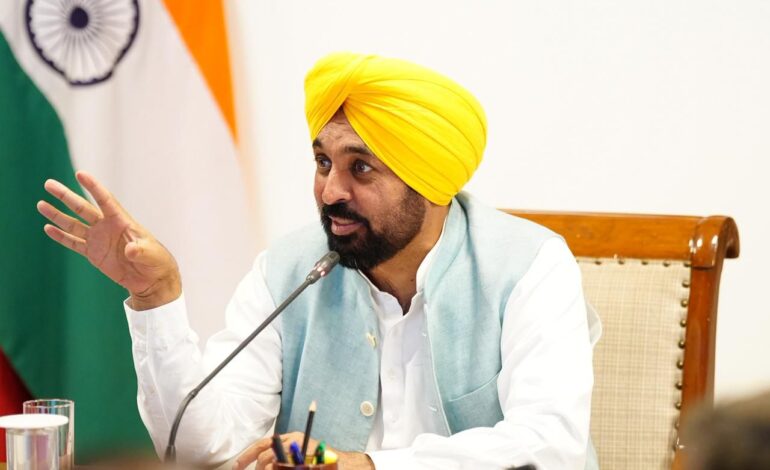 ਮਾਨਸੂਨ ਤੋਂ ਪਹਿਲਾਂ ਹੜ੍ਹਾਂ ਸੁਰੱਖਿਆਂ ਪ੍ਰਬੰਧਾਂ ਨੂੰ ਮਜ਼ਬੂਤ ਕਰਨ ਲਈ ਆਪ ਸਰਕਾਰ ਵੱਲੋਂ ਐਂਫੀਬੀਅਸ ਮਸ਼ੀਨਾਂ ਦੀ ਖਰੀਦ ਨੂੰ ਮਨਜ਼ੂਰੀ: ਮੁੱਖ ਮੰਤਰੀ ਭਗਵੰਤ ਸਿੰਘ ਮਾਨ