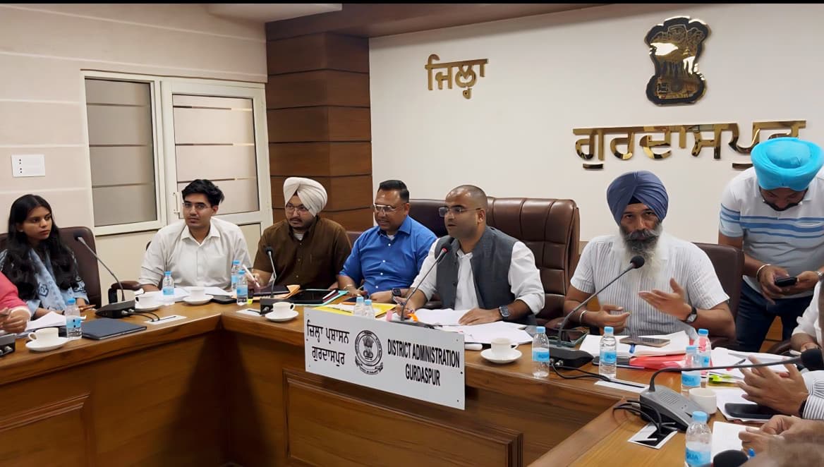 ਡੀਸੀ ਆਦਿਤਿਆ ਉੱਪਲ ਦੀ ਪ੍ਰਧਾਨਗੀ ਹੇਠ ਜ਼ਿਲ੍ਹਾ ਟਰੇਡਰਜ਼ ਕਮਿਸ਼ਨ ਦੀ ਰੀਵਿਊ ਮੀਟਿੰਗ