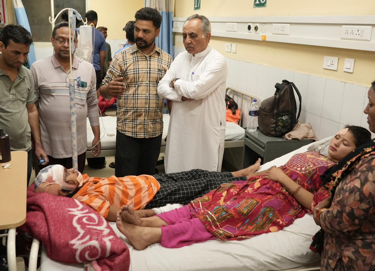 ਰਮਨ ਬਹਿਲ ਨੇ ਗੁਰਦਾਸਪੁਰ ਦੇ ਬੱਬਰੀ ਬਾਈਪਾਸ ‘ਤੇ ਹੋਏ ਸੜਕ ਹਾਦਸੇ ਵਿੱਚ ਜਖਮੀਆਂ ਦਾ ਹਾਲ ਜਾਣਿਆ-ਜਲਦ ਸਿਹਤਯਾਬ ਹੋਣ ਦੀ ਕੀਤੀ ਅਰਦਾਸ