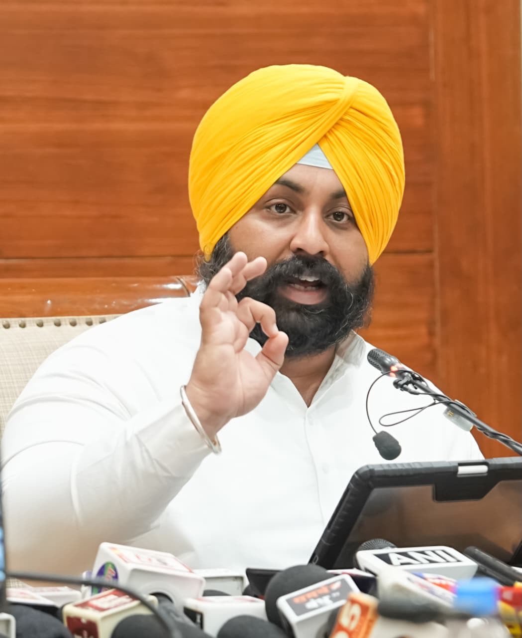 ਪਿਛਲੀਆਂ ਸਰਕਾਰਾਂ ਜੋ ਦਹਾਕਿਆਂ ‘ਚ ਨਾ ਕਰ ਸਕੀਆਂ, ਉਹ ਭਗਵੰਤ ਮਾਨ ਸਰਕਾਰ ਨੇ ਸਿਰਫ਼ ਸਾਢੇ ਚਾਰ ਸਾਲਾਂ ਵਿੱਚ ਕਰ ਵਿਖਾਇਆ: ਹਰਜੋਤ ਸਿੰਘ ਬੈਂਸ