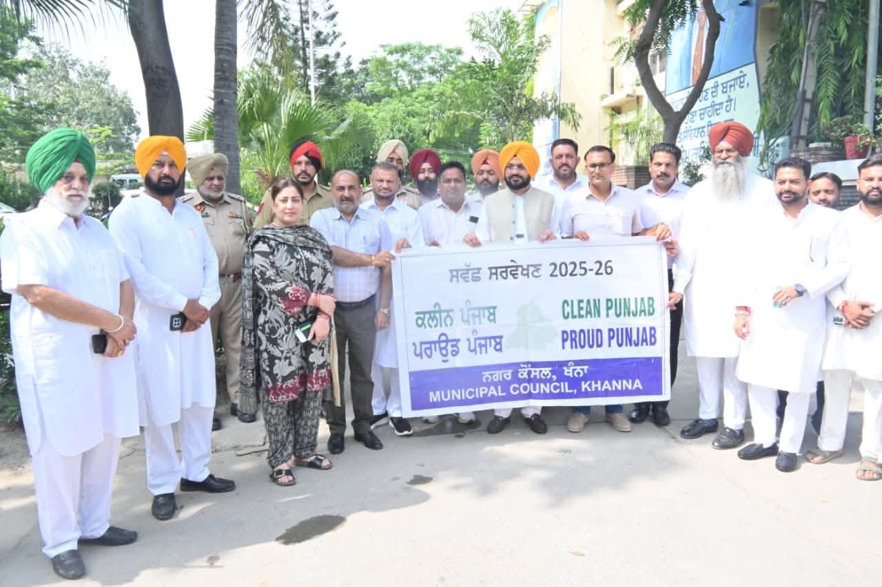 ‘ਮਿਸ਼ਨ ਕਲੀਨ ਪੰਜਾਬ’: ਭਗਵੰਤ ਮਾਨ ਸਰਕਾਰ ਵੱਲੋਂ ਸੂਬਾ ਪੱਧਰੀ ਸਫ਼ਾਈ ਮੁਹਿੰਮ ਦੀ ਸ਼ੁਰੂਆਤ,ਮੰਤਰੀਆਂ, ਵਿਧਾਇਕਾਂ, ਮੇਅਰਾਂ ਅਤੇ ਕੌਂਸਲਰਾਂ ਨੇ ਸੂਬੇ ਭਰ ਵਿੱਚ ਸੰਭਾਲੀ ਕਮਾਨ