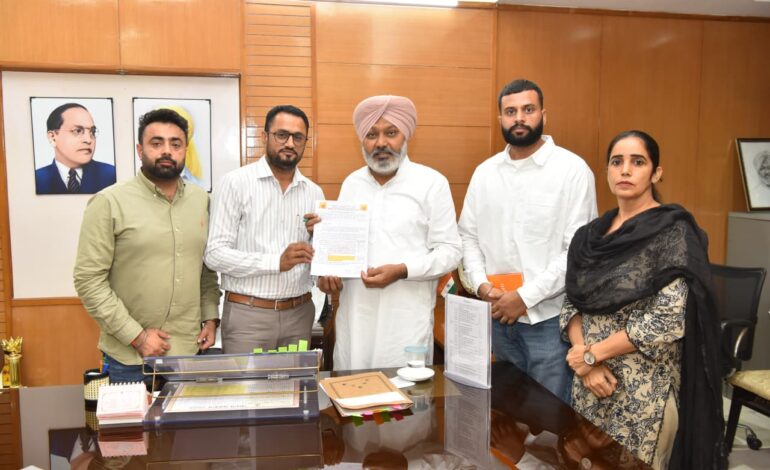 ਵਿੱਤ ਮੰਤਰੀ ਹਰਪਾਲ ਸਿੰਘ ਚੀਮਾ ਵੱਲੋਂ ਵੱਖ-ਵੱਖ ਮੁਲਾਜ਼ਮ ਯੂਨੀਅਨਾਂ ਨਾਲ ਮੀਟਿੰਗਾਂ; ਸਬੰਧਤ ਵਿਭਾਗਾਂ ਨੂੰ ਵਿੱਤ ਅਤੇ ਪ੍ਰਸੋਨਲ ਵਿਭਾਗ ਦੇ ਦਖ਼ਲ ਵਾਲੇ ਮਾਮਲਿਆਂ ਵਿੱਚ ਤੇਜ਼ੀ ਲਿਆਉਣ ਦੇ ਨਿਰਦੇਸ਼