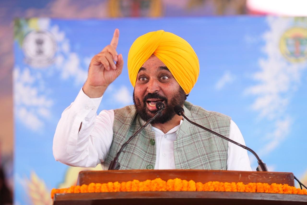 ਅਸੀਂ ਕਿਸਾਨਾਂ ਦੇ ਹਿੱਤਾਂ ਦੀ ਰਾਖੀ ਅਤੇ ਖੇਤੀਬਾੜੀ ਨੂੰ ਲਾਹੇਵੰਦ ਬਣਾਉਣ ਲਈ ਵਚਨਬੱਧ ਹਾਂ: ਮੁੱਖ ਮੰਤਰੀ ਭਗਵੰਤ ਸਿੰਘ ਮਾਨ