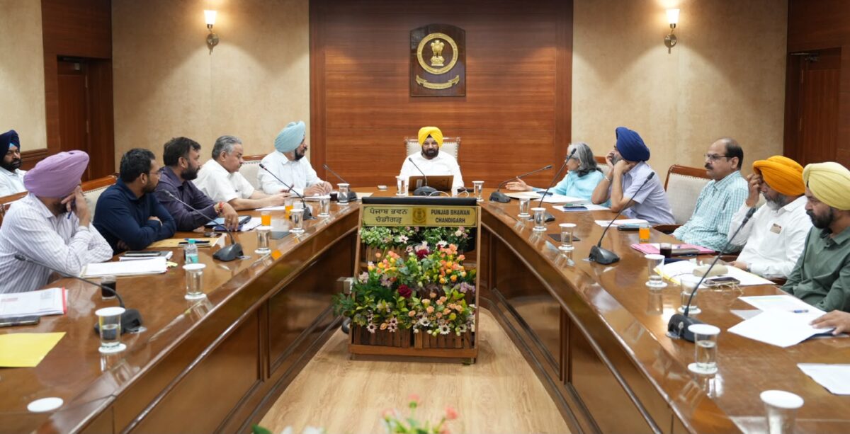 ਸ. ਹਰਭਜਨ ਸਿੰਘ ਈ.ਟੀ.ਓ. ਨੇ ਪੰਜਾਬ ਭਰ ਦੇ ਸੜਕ ਵਿਕਾਸ ਕਾਰਜਾਂ ਦਾ ਲਿਆ ਜਾਇਜ਼ਾ
