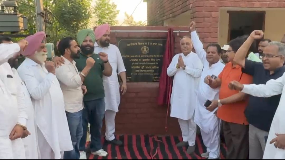 ਰਮਨ ਬਹਿਲ ਨੇ ਭੱਠਾ ਕਾਲੋਨੀ, ਹਰਦੋਬਥਵਾਲਾ ਕਾਲੋਨੀ ਅਤੇ ਕਾਲਜ ਰੋਡ ਵਿਖੇ ਕਰੋੜਾਂ ਰੁਪਏ ਦੇ ਵਿਕਾਸ ਕਾਰਜਾਂ ਦੇ ਨੀਂਹ ਪੱਥਰ ਰੱਖੇ
