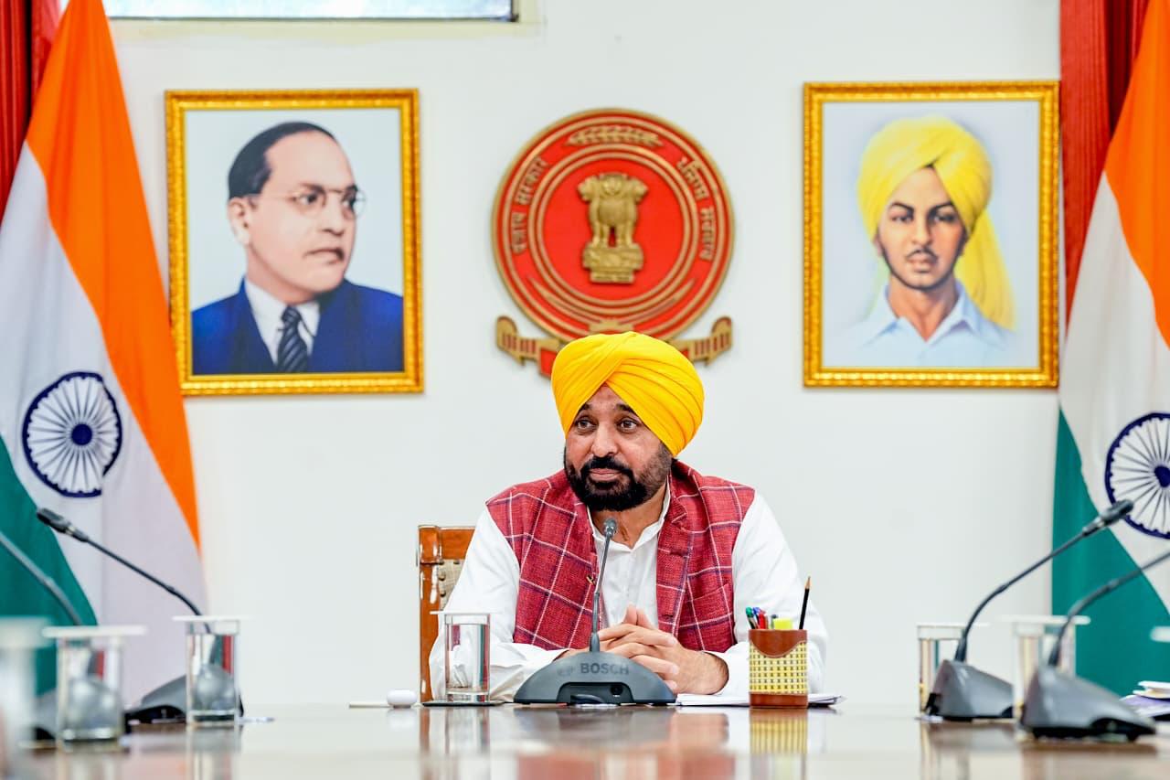 ਸ੍ਰੀ ਅਕਾਲ ਤਖ਼ਤ ਸਾਹਿਬ ਸਾਡੇ ਸਾਰਿਆਂ ਲਈ ਸਰਵਉੱਚ ਹਨ; ਸ੍ਰੀ ਗੁਰੂ ਗ੍ਰੰਥ ਸਾਹਿਬ ਜੀ ਦੀ ਪਵਿੱਤਰਤਾ ਦੀ ਰਾਖੀ ਲਈ ਸਖ਼ਤ ਤੋਂ ਸਖ਼ਤ ਕਾਨੂੰਨ ਯਕੀਨੀ ਬਣਾਇਆ ਜਾਵੇਗਾ: ਮੁੱਖ ਮੰਤਰੀ ਭਗਵੰਤ ਸਿੰਘ ਮਾਨ