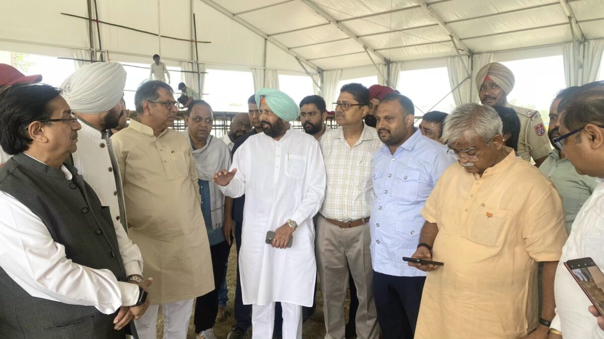 30 ਦੀ ‘ਨਸ਼ਾ ਮੁਕਤ ਪੰਜਾਬ’ ਮਹਾਂ ਸਭਾ ਦੀਆਂ ਤਿਆਰੀਆਂ ਦਾ ਸੂਬਾ ਪ੍ਰਧਾਨ ਕੇਵਲ ਸਿੰਘ ਢਿੱਲੋਂ ਤੇ ਪੰਜਾਬ ਪ੍ਰਭਾਰੀ ਸਤੀਸ਼ ਪੂਨੀਆ ਨੇ ਲਿਆ ਜਾਇਜ਼ਾ