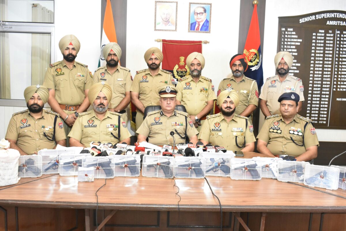 ਗੈਂਗਸਟਰਾਂ ‘ਤੇ ਵਾਰ ਦਾ 253ਵਾਂ ਦਿਨ: ਪੰਜਾਬ ਪੁਲਿਸ ਵੱਲੋਂ 566 ਥਾਈਂ ਛਾਪੇਮਾਰੀ; 242 ਕਾਬੂ