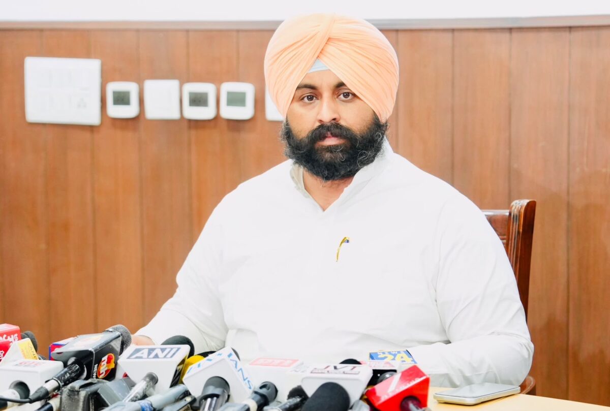 ਭਗਵੰਤ ਮਾਨ ਸਰਕਾਰ ਨੇ ‘ਸਫਾਈ ਮੁਹਿੰਮ 2.0’ 12 ਸਤੰਬਰ ਤੱਕ ਵਧਾਈ, 5400 ਤੋਂ ਵੱਧ ਸ਼ਿਕਾਇਤਾਂ ਦਾ ਕੀਤਾ ਨਿਪਟਾਰਾ: ਹਰਜੋਤ ਸਿੰਘ ਬੈਂਸ
