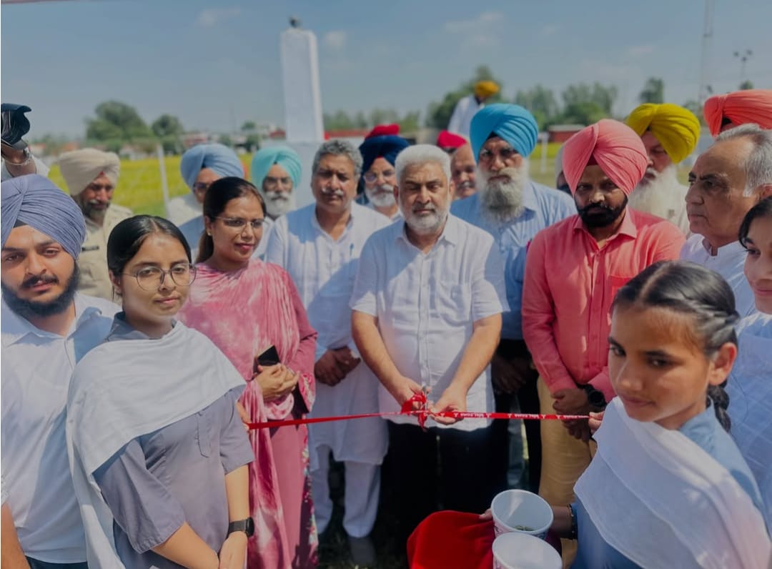 ਕੈਬਨਿਟ ਮੰਤਰੀ ਲਾਲ ਚੰਦ ਕਟਾਰੂਚੱਕ ਵਲੋਂ ਪੀ.ਏ.ਯੂ ਖੋਜ ਕੇਂਦਰ, ਗੁਰਦਾਸਪੁਰ ਵਿਖੇ ਨਵੇਂ ਆਟੋਮੈਟਿਕ ਮੌਸਮ ਸਟੇਸ਼ਨ ਦਾ ਉਦਘਾਟਨ, ਕਿਸਾਨਾਂ ਨੂੰ ਬਦਲਦੇ ਮੌਸਮ ਤੋਂ ਬਚਾਏਗਾ