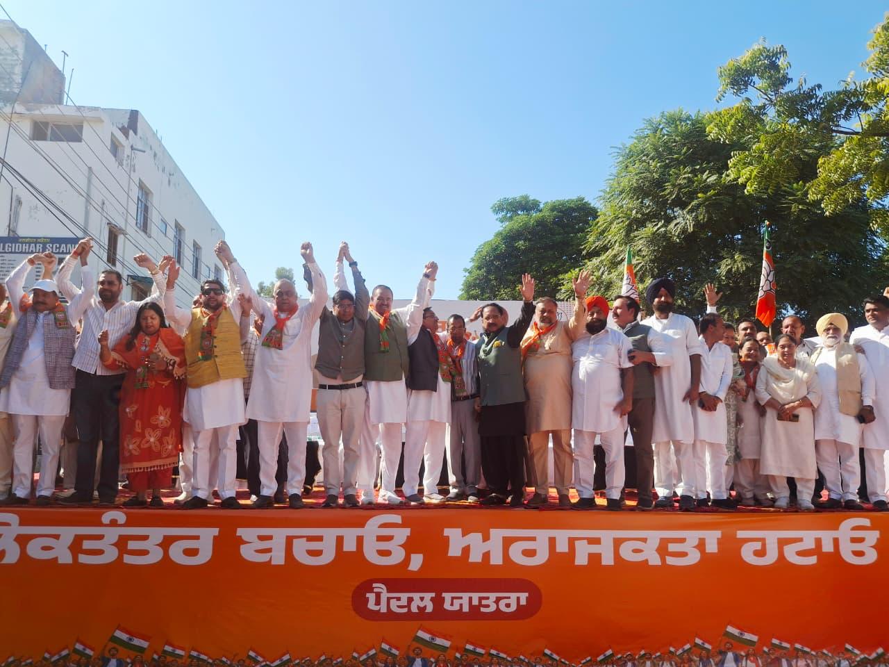 ਕਾਂਗਰਸ ਹੀ ਲੋਕਤੰਤਰ ਦੀ ਅਸਲ ਕਾਤਲ, ਐੱਸਆਈਆਰ ’ਤੇ ਵੀ ਬੋਲ ਰਹੀ ਝੂਠ: ਬਰਿੰਦਰ ਸਚਦੇਵਾ