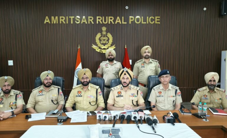 ਪੰਜਾਬ ਪੁਲਿਸ ਵੱਲੋਂ ਪਾਕਿਸਤਾਨੀ ਆਈਐਸਆਈ ਸਮਰਥਿਤ ਮਾਡਿਊਲ ਦਾ ਪਰਦਾਫਾਸ਼; ਪੁਲਿਸ ਅਦਾਰਿਆਂ ਨੂੰ ਨਿਸ਼ਾਨਾ ਬਣਾਉਣ ਦੀ ਸਾਜ਼ਿਸ਼ ਕੀਤੀ ਨਾਕਾਮ ਅਤੇ ਖਾਸਾ ਕੈਂਟ ਆਈਈਡੀ ਧਮਾਕੇ ਸਬੰਧੀ ਮਾਮਲੇ ਨੂੰ ਸੁਲਝਾਇਆ