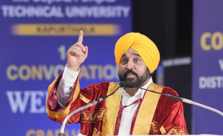 ਭਾਜਪਾ ਇਹ ਸਪੱਸ਼ਟ ਕਰੇ ਕਿ ਉਸ ਦੇ ਸ਼ਾਸਨ ਦੌਰਾਨ ਗੁਜਰਾਤ ਦੀਆਂ ਬੰਦਰਗਾਹਾਂ ਰਾਹੀਂ ਨਸ਼ੇ ਦੀ ਸਪਲਾਈ ਕਿਵੇਂ ਜਾਰੀ ਰਹੀ: ਮੁੱਖ ਮੰਤਰੀ ਭਗਵੰਤ ਸਿੰਘ ਮਾਨ