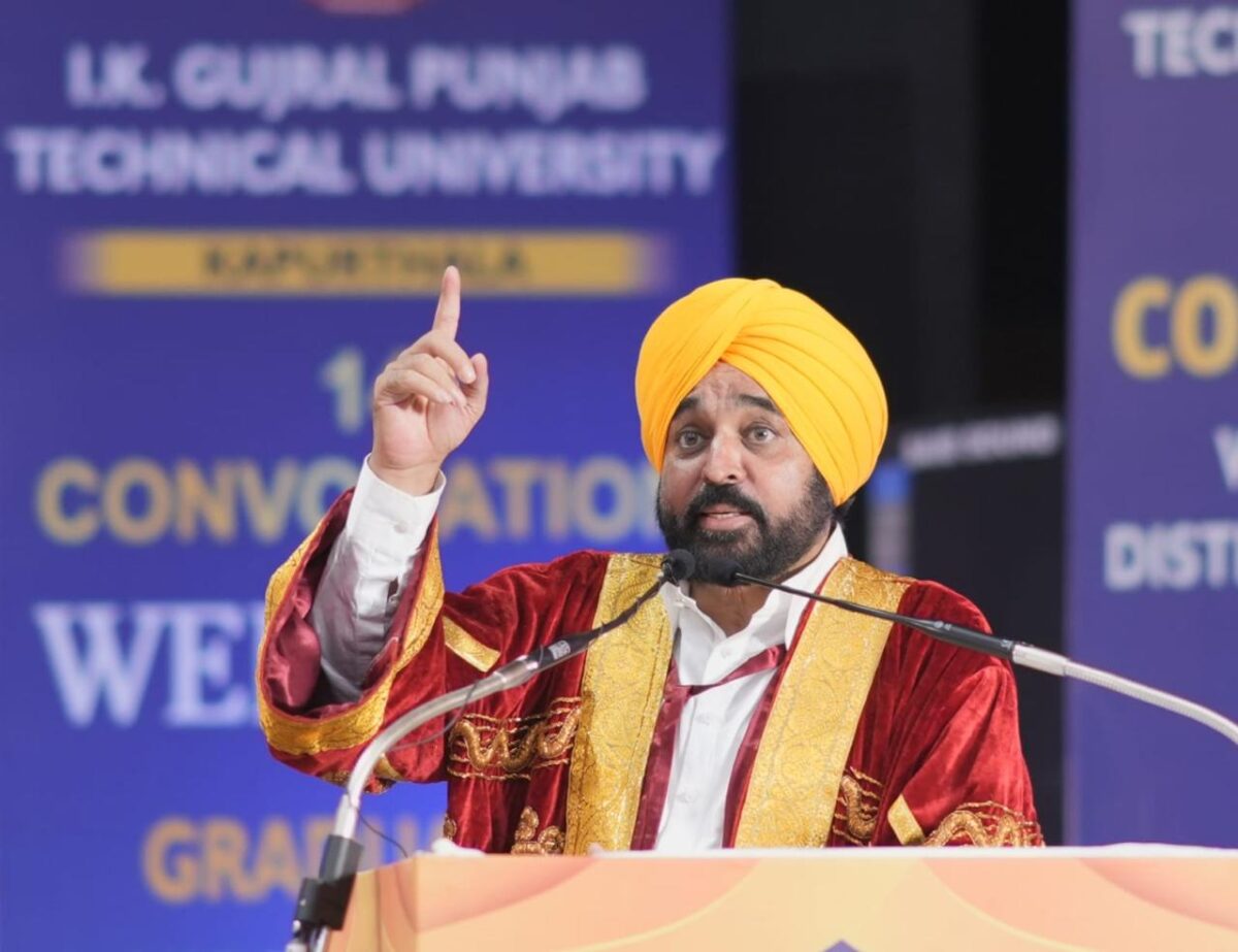 ਭਾਜਪਾ ਇਹ ਸਪੱਸ਼ਟ ਕਰੇ ਕਿ ਉਸ ਦੇ ਸ਼ਾਸਨ ਦੌਰਾਨ ਗੁਜਰਾਤ ਦੀਆਂ ਬੰਦਰਗਾਹਾਂ ਰਾਹੀਂ ਨਸ਼ੇ ਦੀ ਸਪਲਾਈ ਕਿਵੇਂ ਜਾਰੀ ਰਹੀ: ਮੁੱਖ ਮੰਤਰੀ ਭਗਵੰਤ ਸਿੰਘ ਮਾਨ