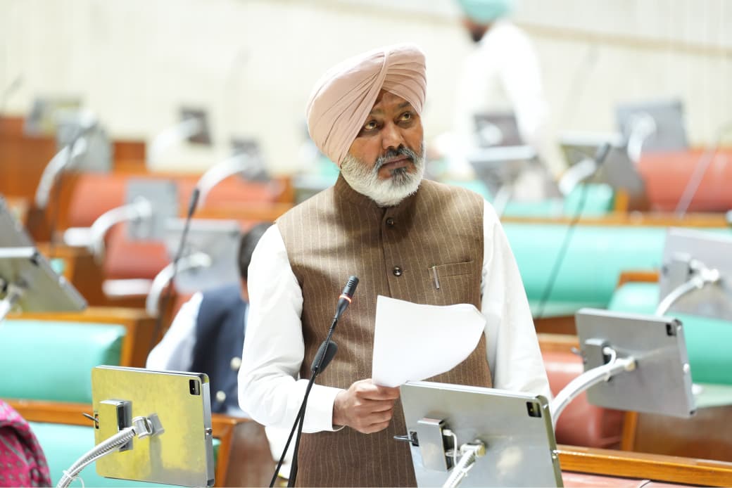 ਪੰਜਾਬ ਵਿਧਾਨ ਸਭਾ ਵੱਲੋਂ ਐਸ.ਆਈ.ਆਰ. ਤਹਿਤ ਯੋਗ ਨਾਗਰਿਕਾਂ ਦੇ ਵੋਟ ਪਾਉਣ ਦੇ ਅਧਿਕਾਰਾਂ ਦੀ ਰਾਖੀ ਲਈ ਹਰਪਾਲ ਸਿੰਘ ਚੀਮਾ ਵੱਲੋਂ ਪੇਸ਼ ਮਤਾ ਸਰਬਸੰਮਤੀ ਨਾਲ ਪਾਸ