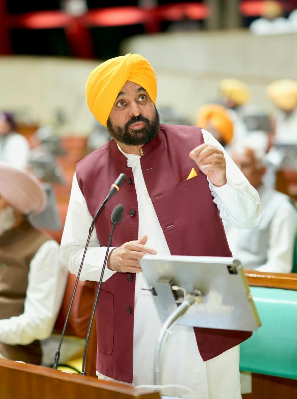 ਦਿੱਲੀ ਤੋਂ ਕੈਨੇਡਾ ਦੀ ਦੂਰੀ ਦੇ ਬਰਾਬਰ ਪਾਈਪਲਾਈਨ ਵਿਛਾ ਕੇ 80 ਫ਼ੀਸਦੀ ਖੇਤਾਂ ਤੱਕ ਪਾਣੀ ਪਹੁੰਚਾਇਆ-ਭਗਵੰਤ ਸਿੰਘ ਮਾਨ