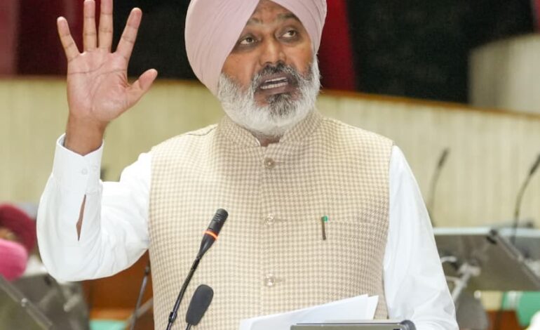 ਪੰਜਾਬ ਵਿਧਾਨ ਸਭਾ ਵੱਲੋਂ ਭਗਵੰਤ ਮਾਨ ਸਰਕਾਰ ਦੁਆਰਾ ਲੋਕਾਂ ਲਈ ਸ਼ੁਰੂ ਕੀਤੀਆਂ ਸਾਰੀਆਂ ਲੋਕ ਭਲਾਈ ਸਕੀਮਾਂ ਅਤੇ ਵਿੱਤੀ ਲਾਭਾਂ ਦੀ ਰਾਖੀ ਲਈ ਸਰਬਸੰਮਤੀ ਨਾਲ ਮਤਾ ਪਾਸ