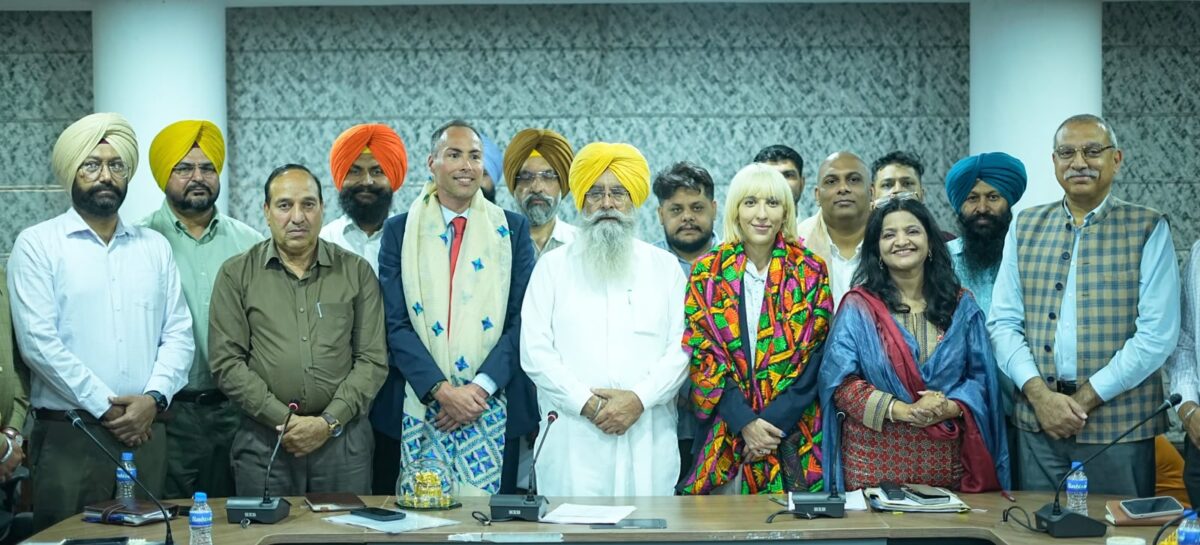 ਗੁਰਮੀਤ ਸਿੰਘ ਖੁੱਡੀਆਂ ਵੱਲੋਂ ਯੂ.ਕੇ. ਦੇ ਨਿਵੇਸ਼ਕਾਂ ਨੂੰ ਪੰਜਾਬ ਵਿੱਚ ਨਿਵੇਸ਼ ਦਾ ਸੱਦਾ; ‘ਵੇਰਕਾ’ ਅਤੇ ‘ਫਾਈਵ ਰਿਵਰਜ਼’ ਨੂੰ ਕੌਮਾਂਤਰੀ ਬਾਜ਼ਾਰ ‘ਚ ਲਿਜਾਣ ਦੀ ਪੇਸ਼ਕਸ਼